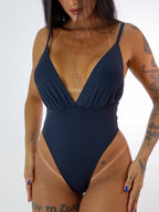 maiô jade preto