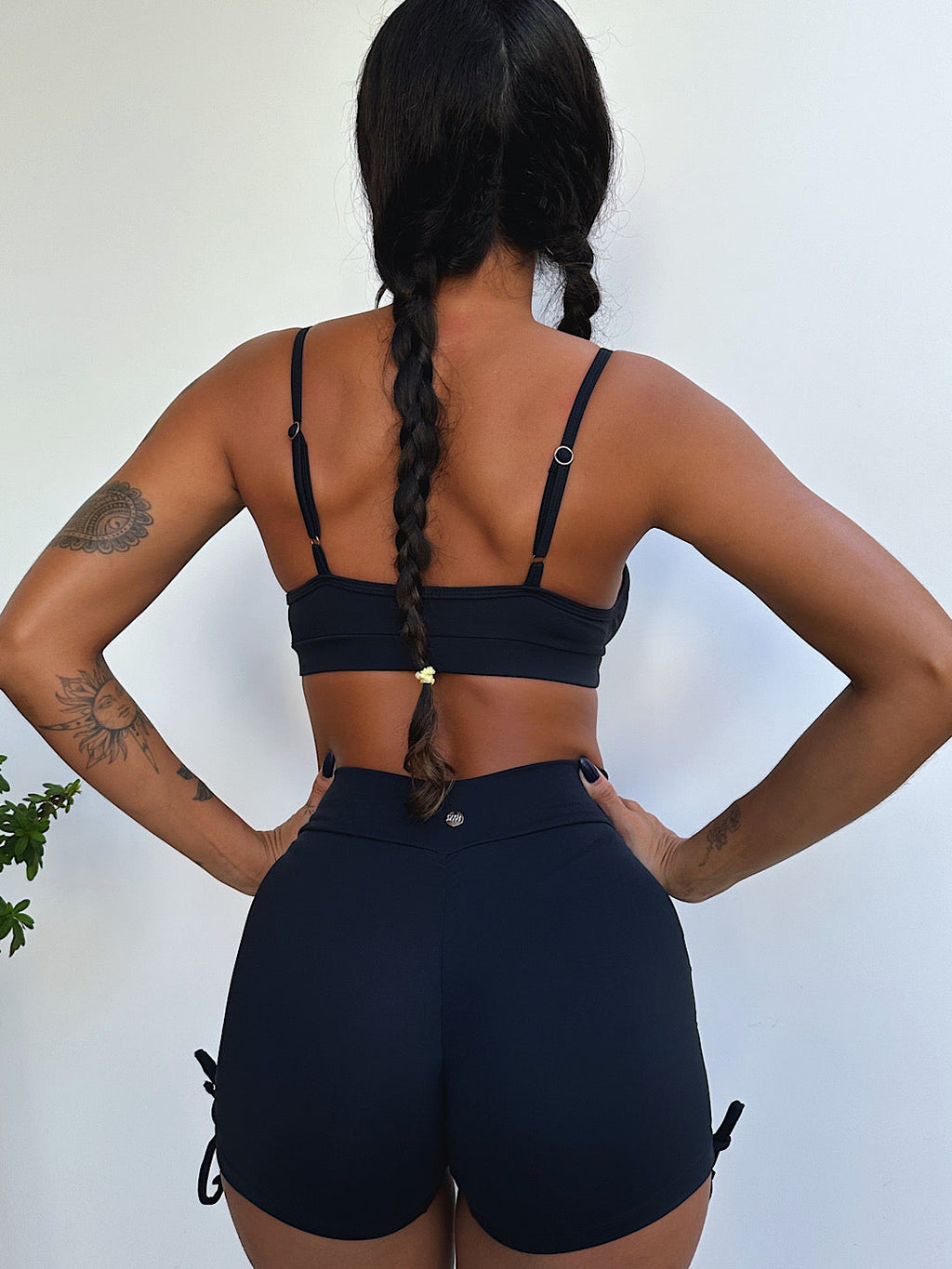 short aura preto