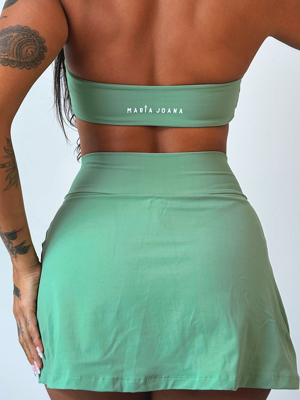short saia menta