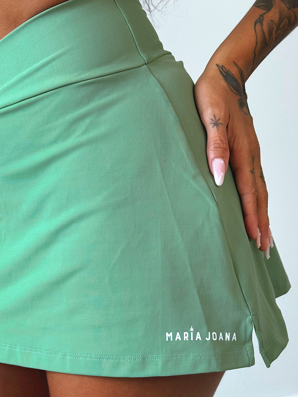 short saia menta