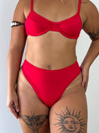 calcinha hot pants vermelha