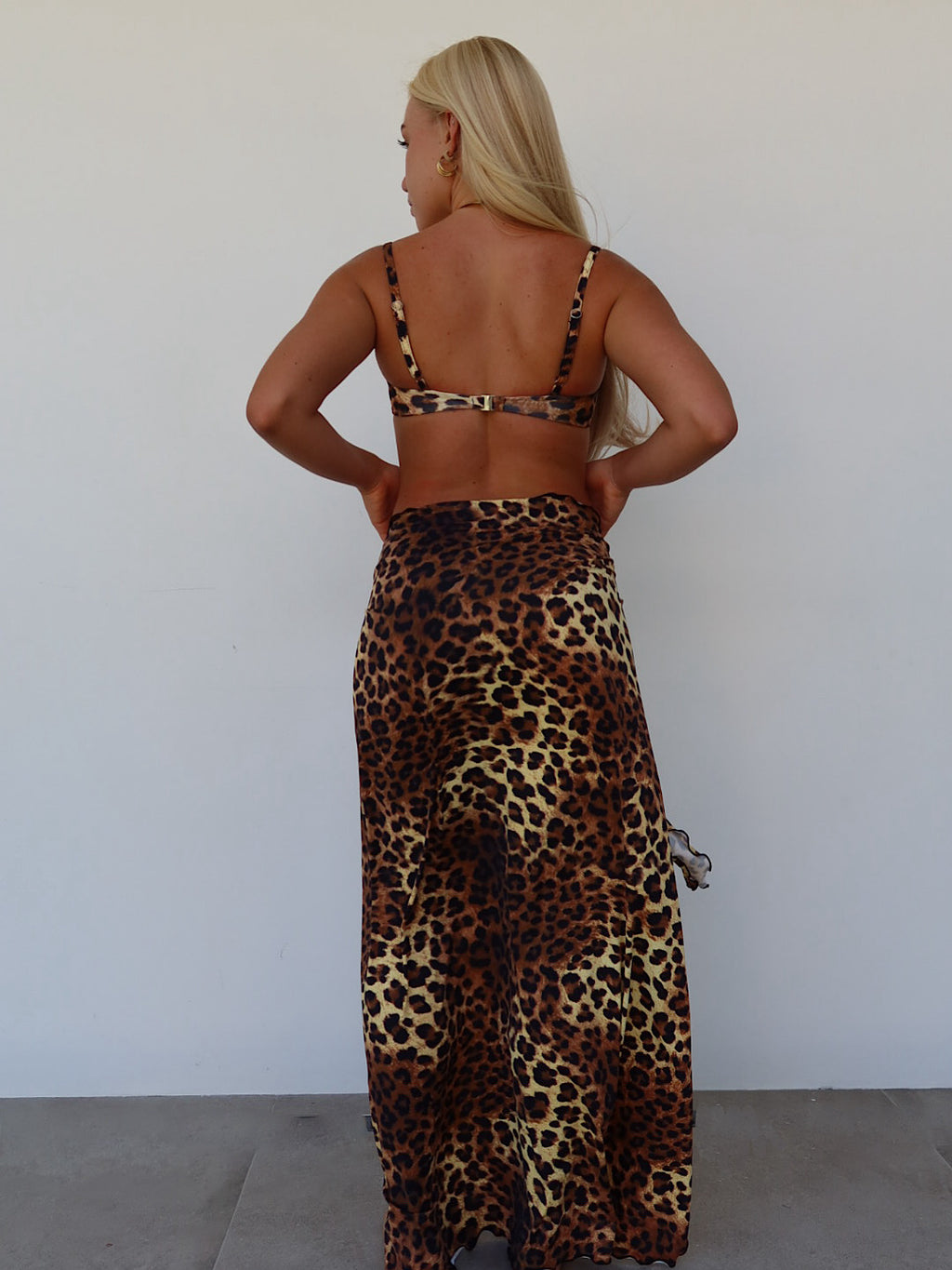 saia giulia longa oncinha