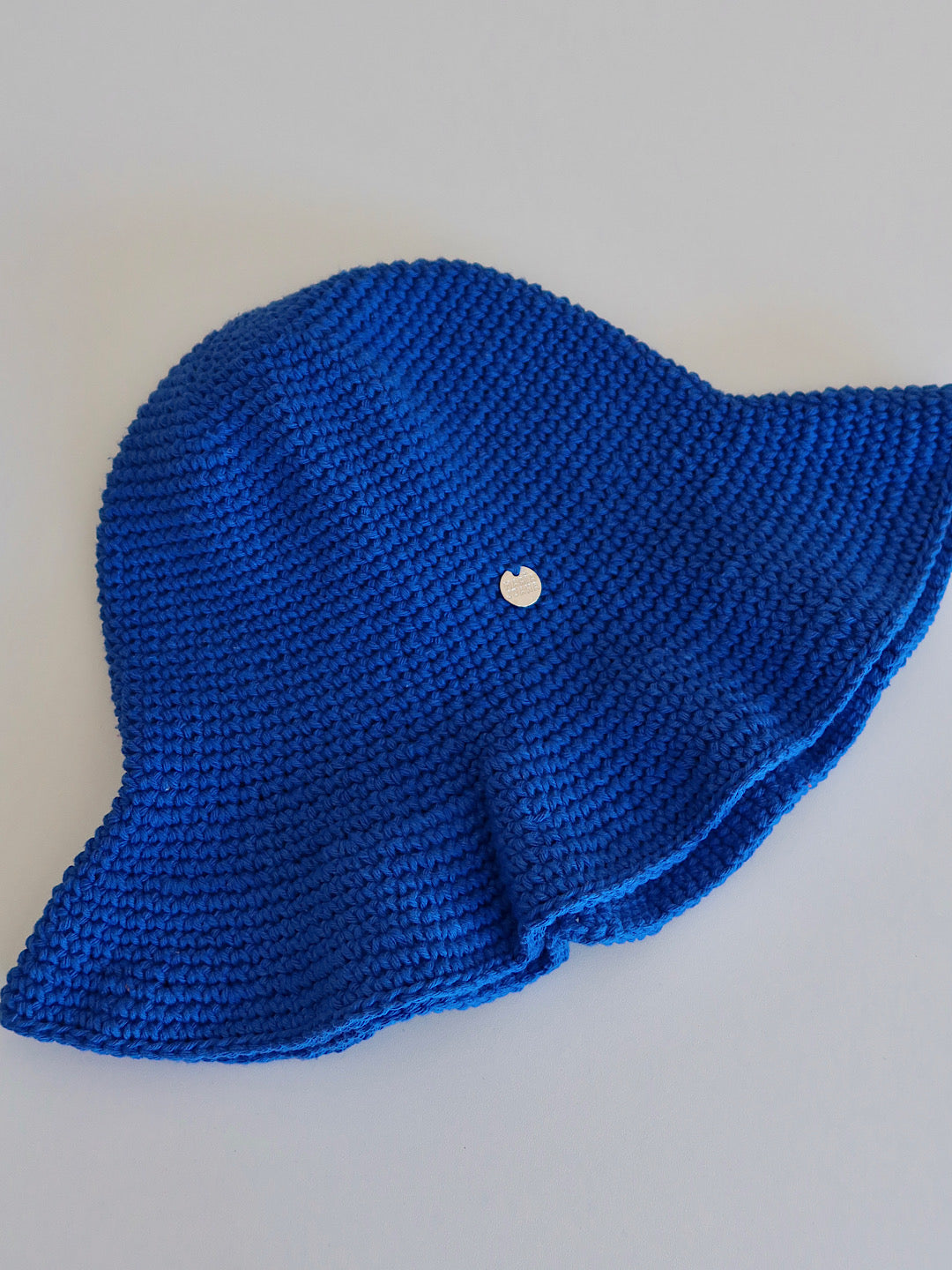 chapéu crochê azul bic