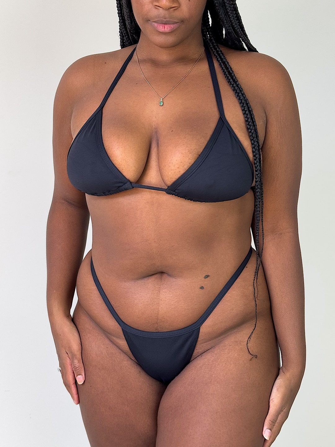 biquíni de fita preto