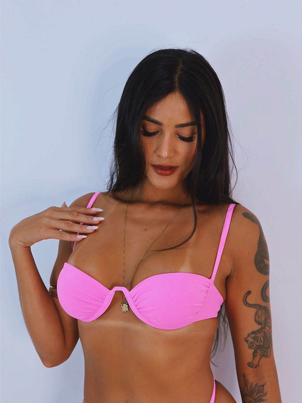 biquíni mari rosa