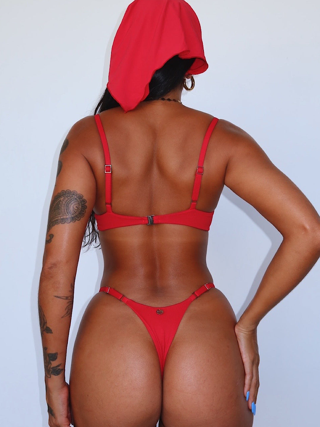 biquíni mari vermelho
