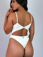 maiô anitta creme