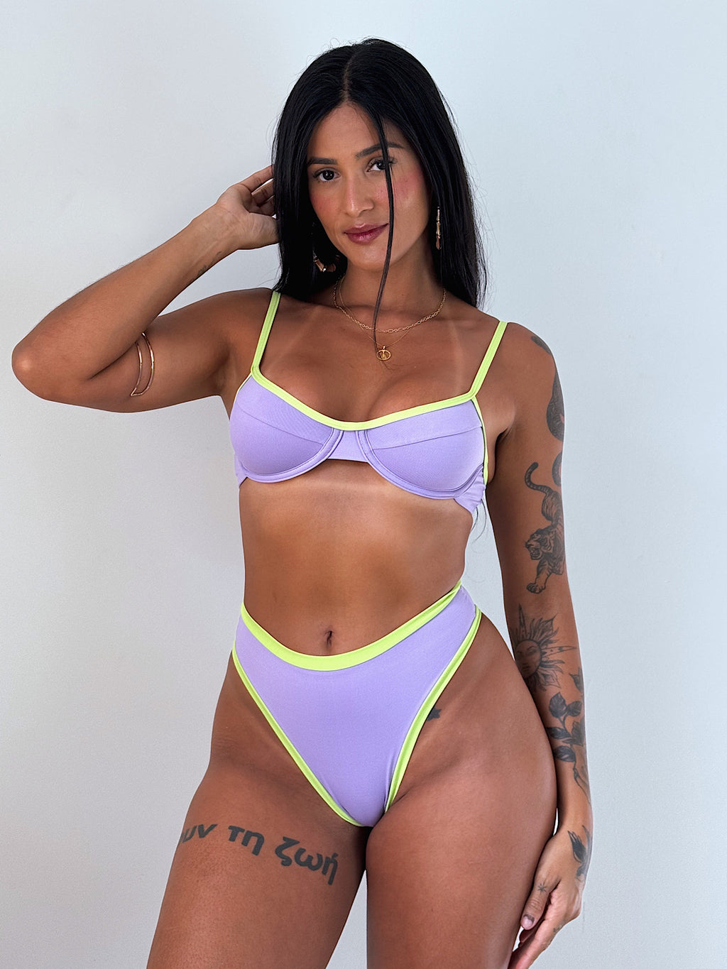 biquíni hot pants lavanda