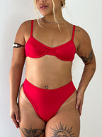 biquíni hot pants vermelho