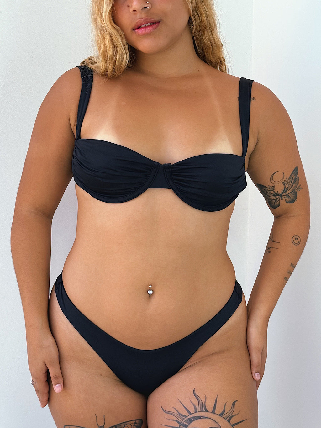 biquíni cléo preto