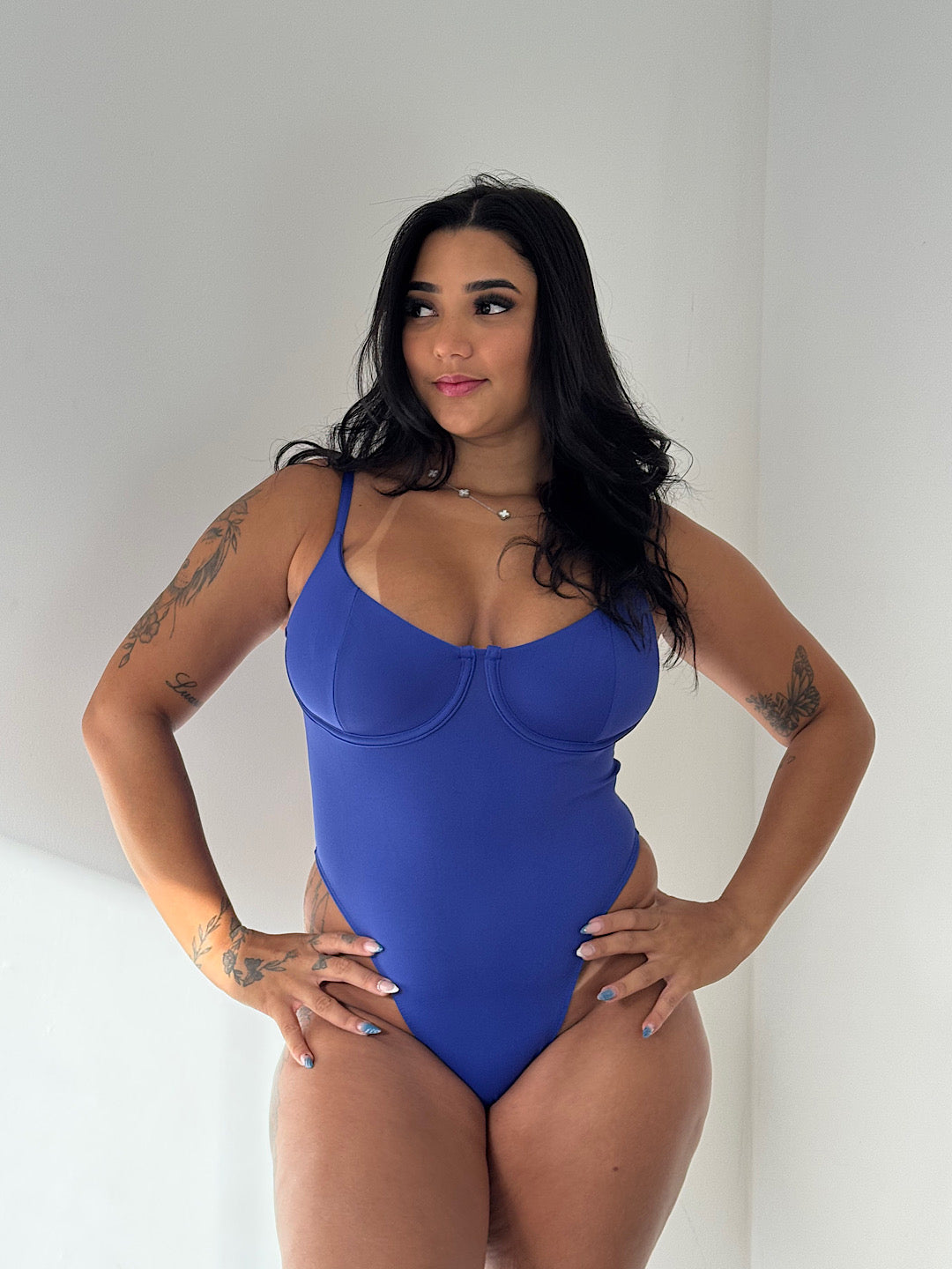 maiô zara azul escuro