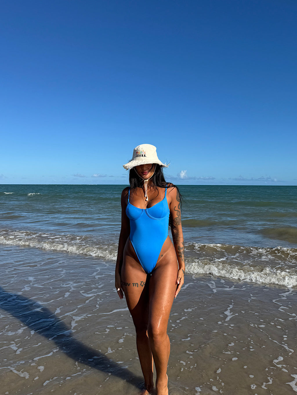 maiô zara azul céu