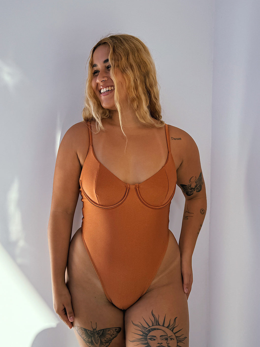 maiô zara cobre brilho