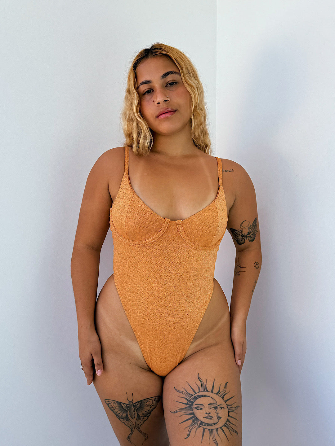 maiô zara caramelo shine