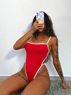 maiô chiara vermelho&branco