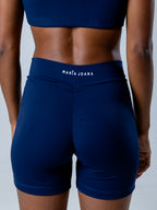 short basic azul marinho
