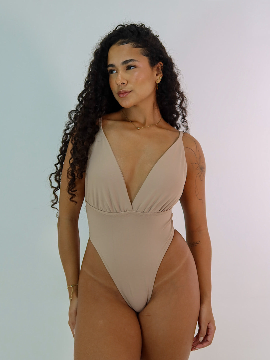 maiô jade caqui